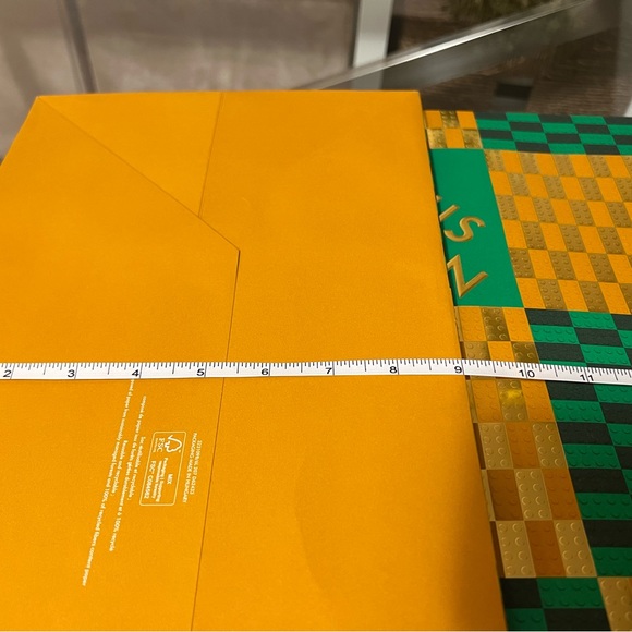 X-Large Louis Vuitton Holidays Shopping Bag - Picture 11 of 11